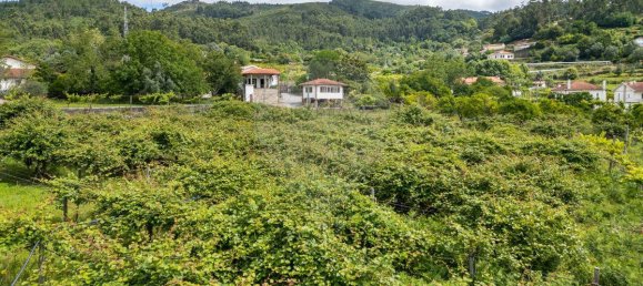 3 bedrooms House in Caires, Portugal No. 164663 9