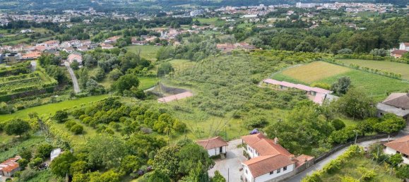 3 bedrooms House in Caires, Portugal No. 164663 5