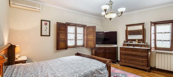 3 bedrooms House in Caires, Portugal No. 164663 23