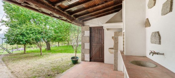 3 bedrooms House in Caires, Portugal No. 164663 20