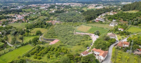 3 bedrooms House in Caires, Portugal No. 164663 11