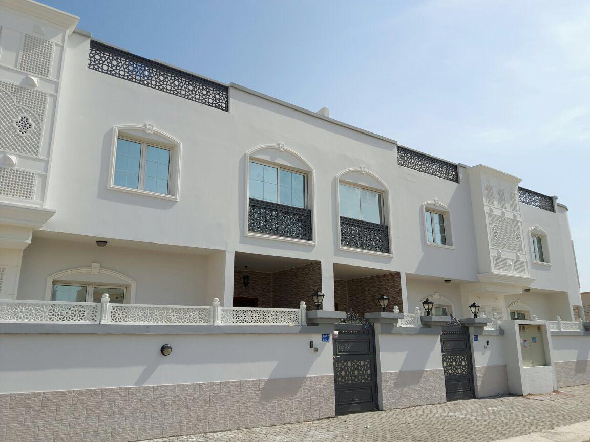 5 bedrooms Villa in Muscat, Oman No. 1393