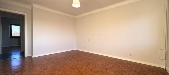 3 bedrooms Apartment in Terville, France No. 231751 8