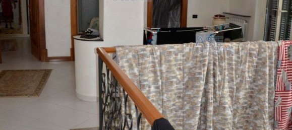 3 bedrooms House in Qualiano, Italy No. 341566 4