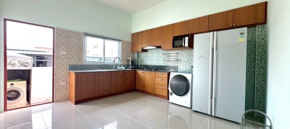 3 Schlafzimmer Haus in Pattaya, Thailand, Nr. 60084 16