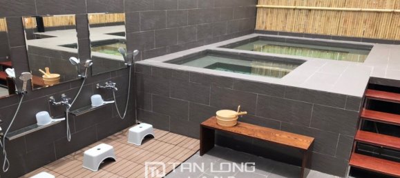 Apartamento de 2 dormitorios en Ba Dinh, Vietnam No. 1054 6