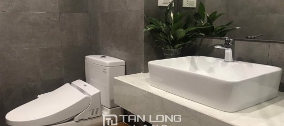 Apartamento de 2 dormitorios en Ba Dinh, Vietnam No. 1054 7