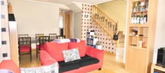 Adosado de 4 dormitorios en Chozas de Abajo, Spain No. 65419 2