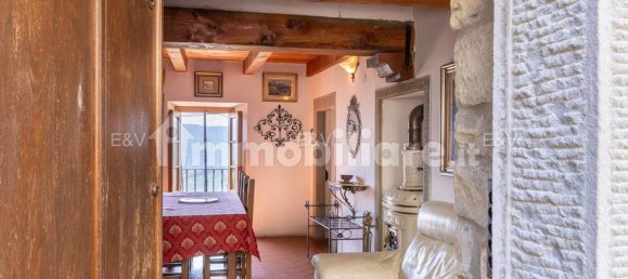 3 bedrooms House in Poppi, Italy No. 290969 8