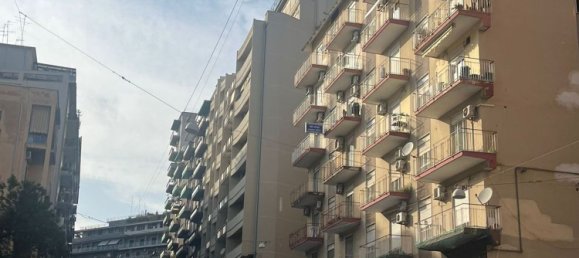 3 bedrooms Apartment in Catania, Italy No. 323895 2