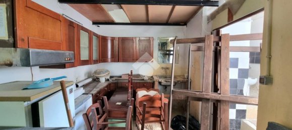 Склад с 2 комнатами в Генуя, Италия № 35800 9