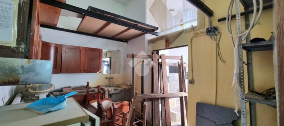 Склад с 2 комнатами в Генуя, Италия № 35800 5