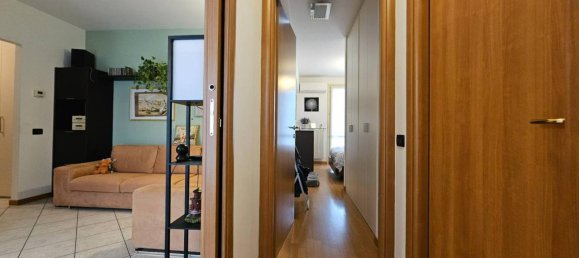 Квартира с 3 комнатами в Курно, Италия № 29970 24