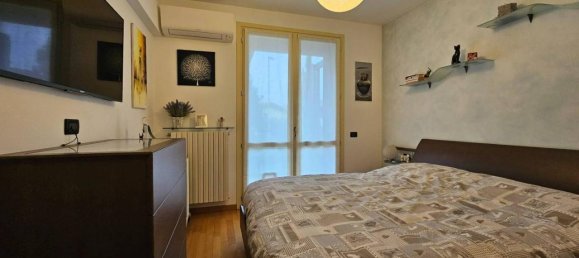 Квартира с 3 комнатами в Курно, Италия № 29970 45