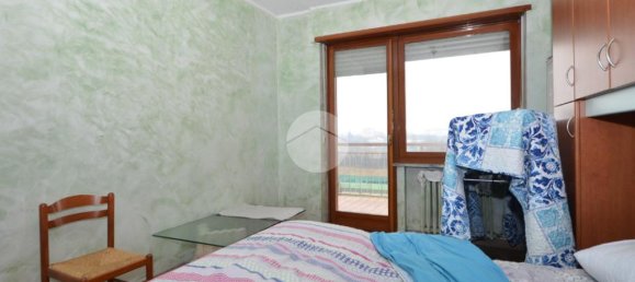 2 bedrooms Apartment in Venaria Reale, Italy No. 104893 2