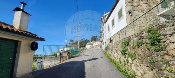 2 bedrooms House in Tondela, Portugal No. 183694 10