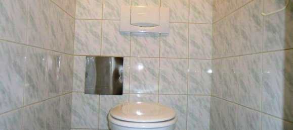 3-salle Appartement à St. Polten, Austria No. 231210 11