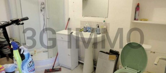 Studio in Carhaix-Plouguer, France No. 208506 3