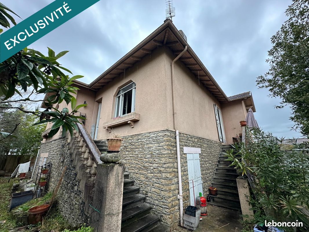 5 bedrooms House in Mont-de-Marsan, France No. 295847