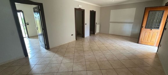 7-Zimmer Haus in Villaricca, Italy, Nr. 295998 5