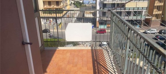 4 Schlafzimmer Wohnung in Syracuse, Italy, Nr. 377810 10