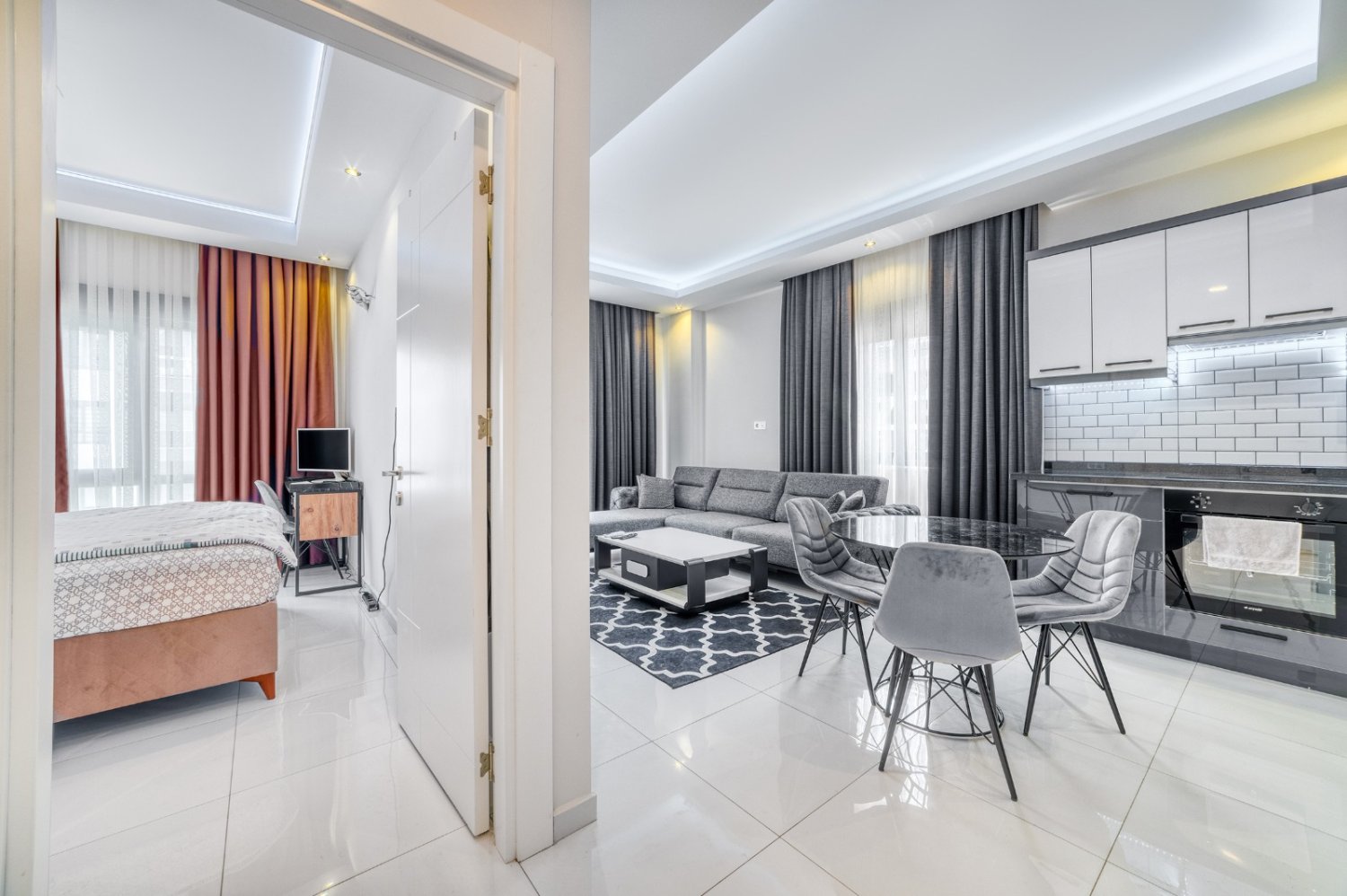 Apartment 1+1 in Oba, Turkey No. 14504