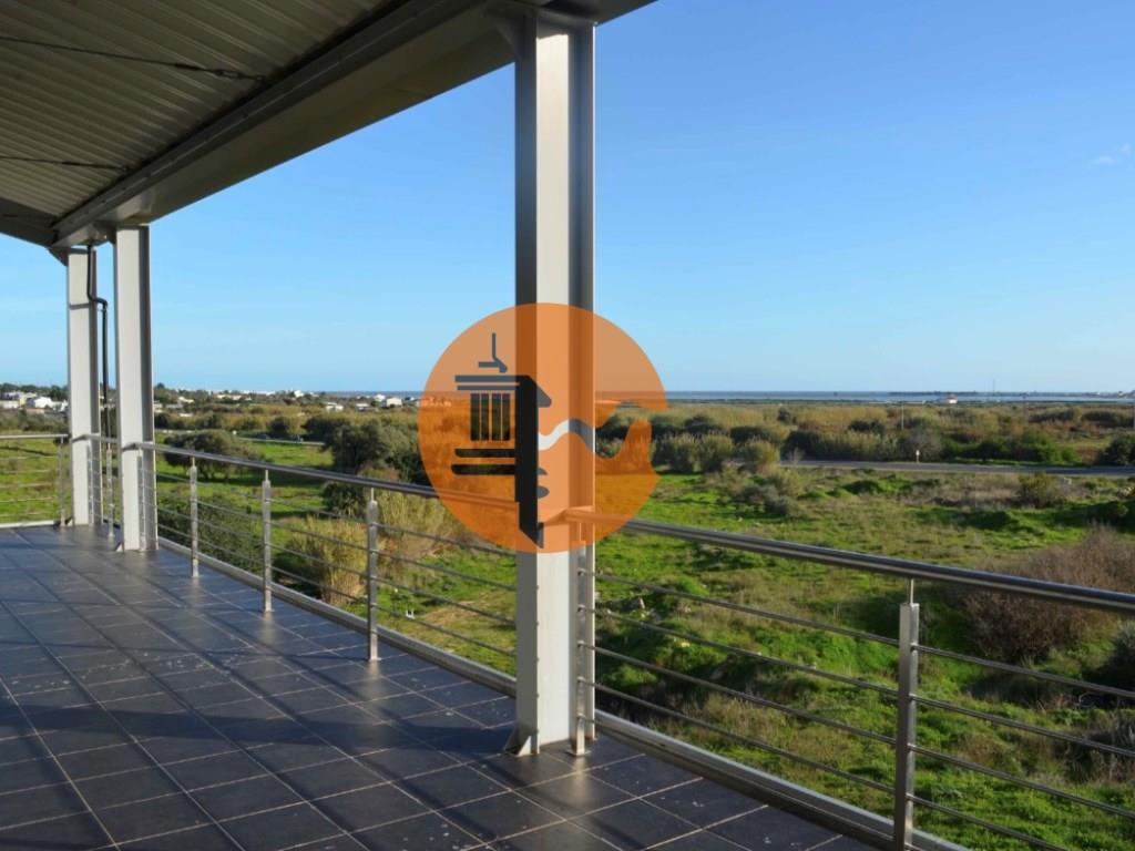 Lagerhaus in Quelfes, Portugal 4796m², Nr. 267611