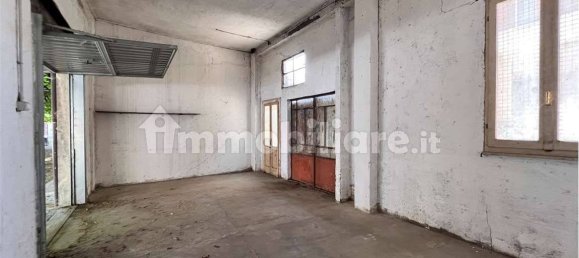 2 rooms Building in Romano di Lombardia, Italy No. 153953 6