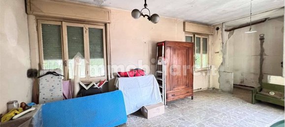 2 rooms Building in Romano di Lombardia, Italy No. 153953 9