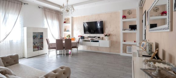 3 chambres Appartement à Felino, Italy No. 352590 4