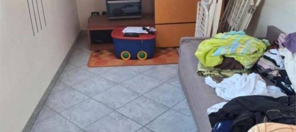 2 bedrooms House in Volpiano, Italy No. 279914 12