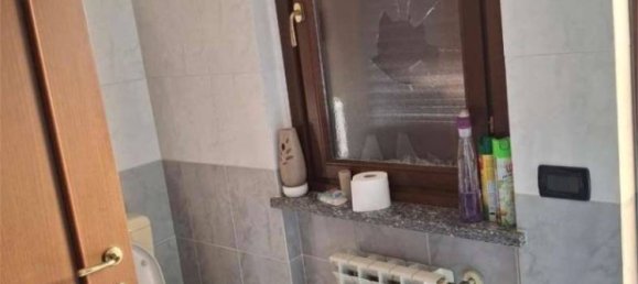 2 bedrooms House in Volpiano, Italy No. 279914 10