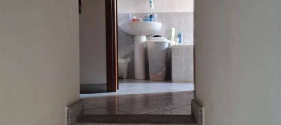 2 bedrooms House in Volpiano, Italy No. 279914 17