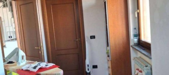 2 bedrooms House in Volpiano, Italy No. 279914 13