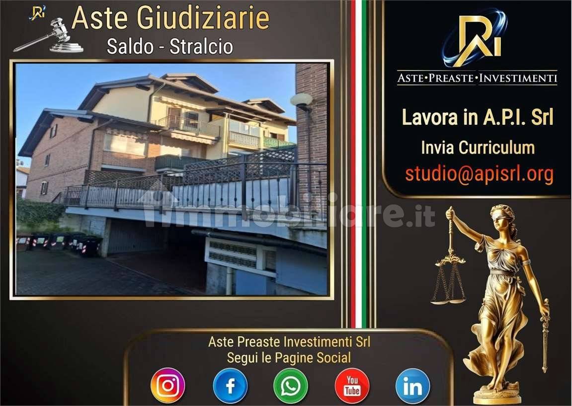 2 bedrooms House in Volpiano, Italy No. 279914