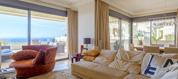 3 Schlafzimmer Penthouse in Marbella, Spain, Nr. 186050 8