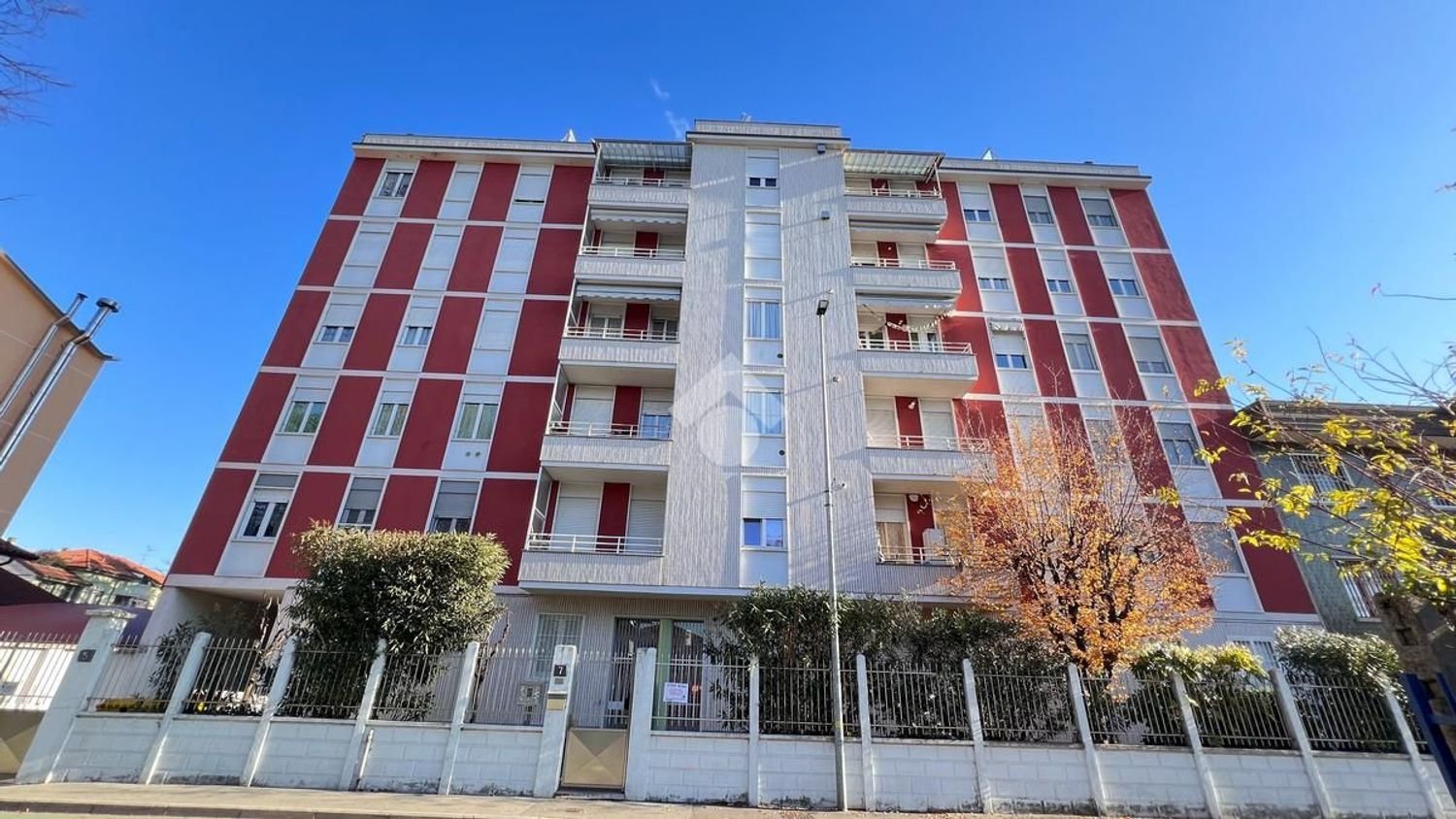 3غرفة شقة في Novate Milanese, Italy رقم 60747