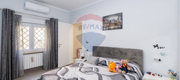 Квартира с 4 спальнями в Фьюмичино, Италия № 381920 11