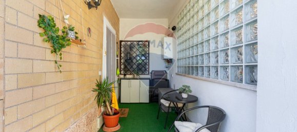 Квартира с 4 спальнями в Фьюмичино, Италия № 381920 23