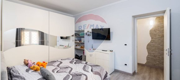 Квартира с 4 спальнями в Фьюмичино, Италия № 381920 10