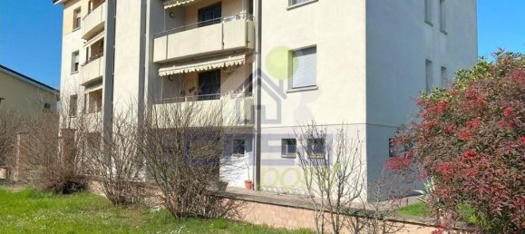 3 rooms Apartment in Gualtieri, Italy No. 35052 21