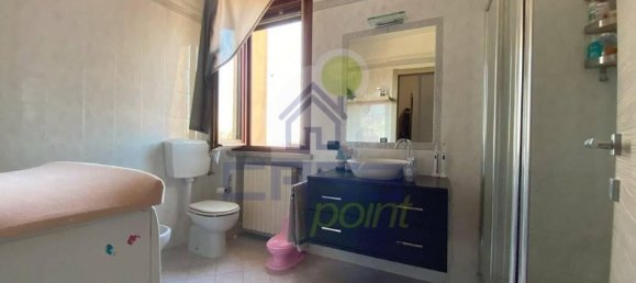 3 rooms Apartment in Gualtieri, Italy No. 35052 10