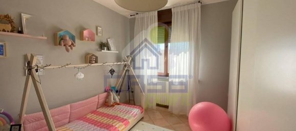 3 rooms Apartment in Gualtieri, Italy No. 35052 16