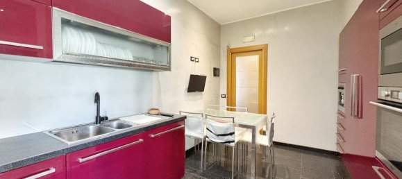 5 bedrooms Apartment in Florence, Italy No. 379045 13