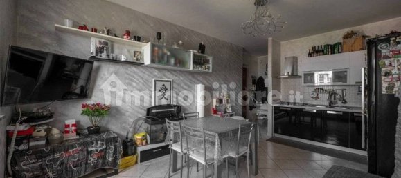 2 bedrooms Apartment in Turin, Italy No. 282832 12