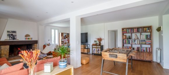 3 bedrooms Villa in Leguevin, France No. 344938 2