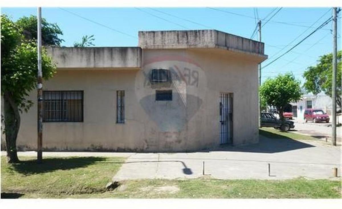 2 bedrooms House in Jose C. Paz, Argentina No. 68792