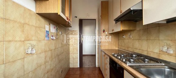 2 rooms Apartment in Limbiate, Italy No. 14713 6