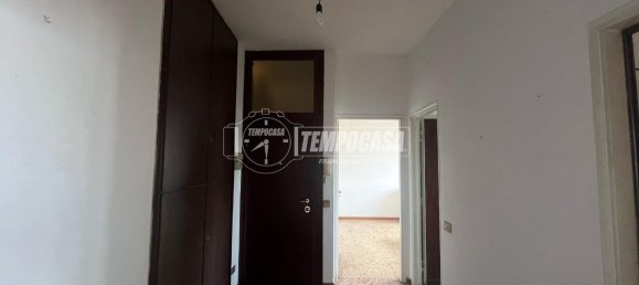 2 rooms Apartment in Limbiate, Italy No. 14713 11