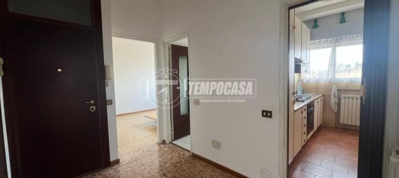 2 rooms Apartment in Limbiate, Italy No. 14713 10